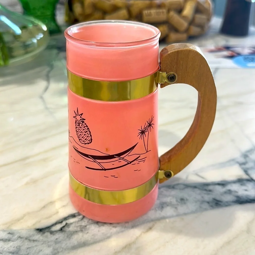 Vintage 1960s Siesta Ware frosted glass tiki mug Pink/coral